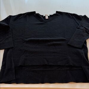 White House Black Market Black Wome's V-Neck Cotton Sweater Size: M ✨
